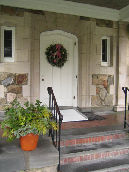 Gail’s wreath on Blithewold’s front door