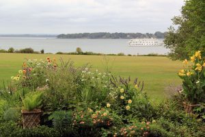 North Garden, Flowers